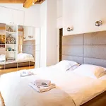 Le Bartavel - Year Шамони